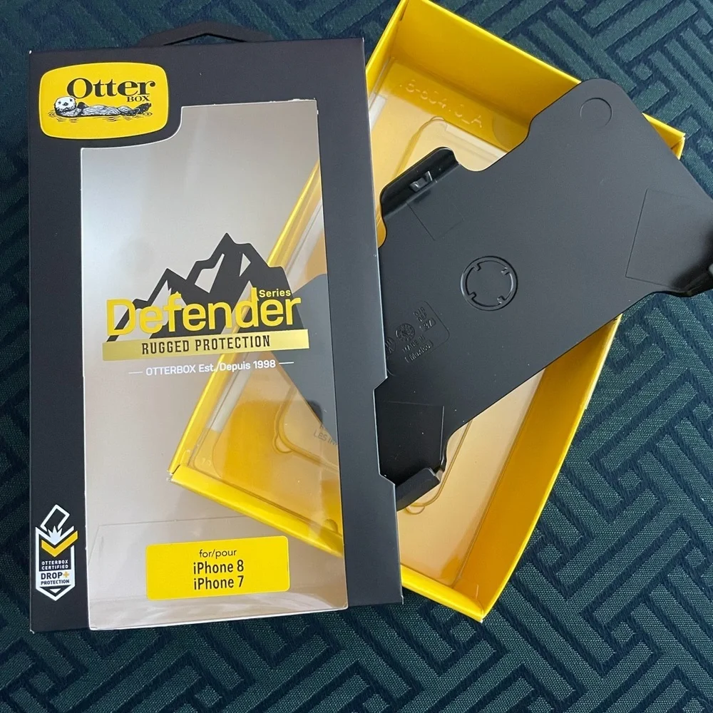 Belt Clip Holster by Otterbox Fits iPhone 7 & 8